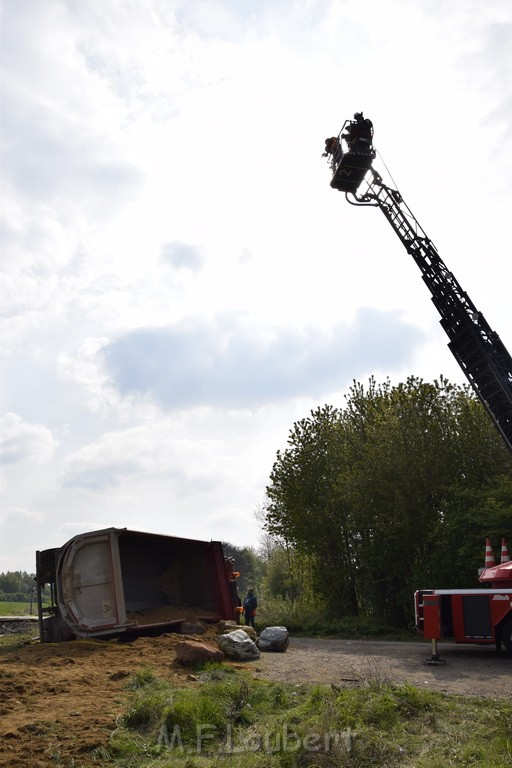 Schwerer VU LKW Zug Bergheim Kenten Koelnerstr P341.JPG - Miklos Laubert